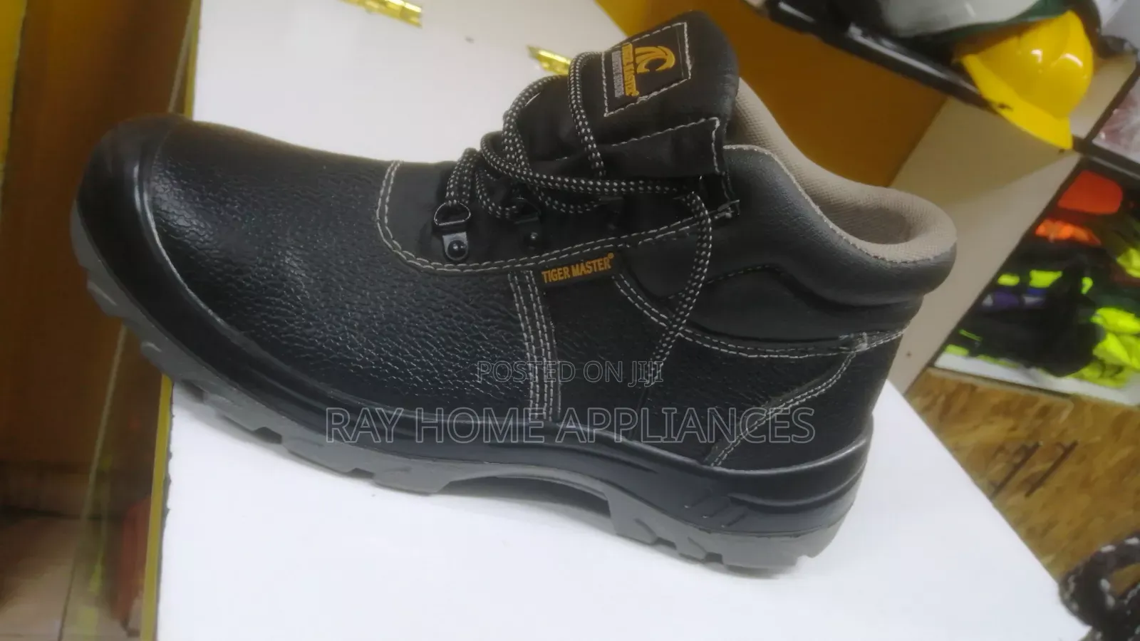 Heavy Duty Safety Boots.