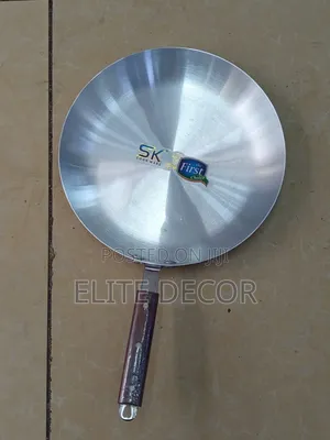 26CM Aluminium Frying Pan With Wooden Handle – Strong High-Quality