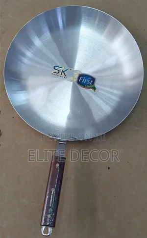 26CM Aluminium Frying Pan With Wooden Handle – Strong High-Quality