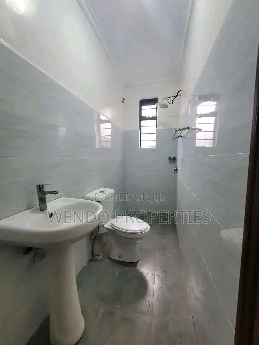 2bdrm House in Ngong CBD for rent