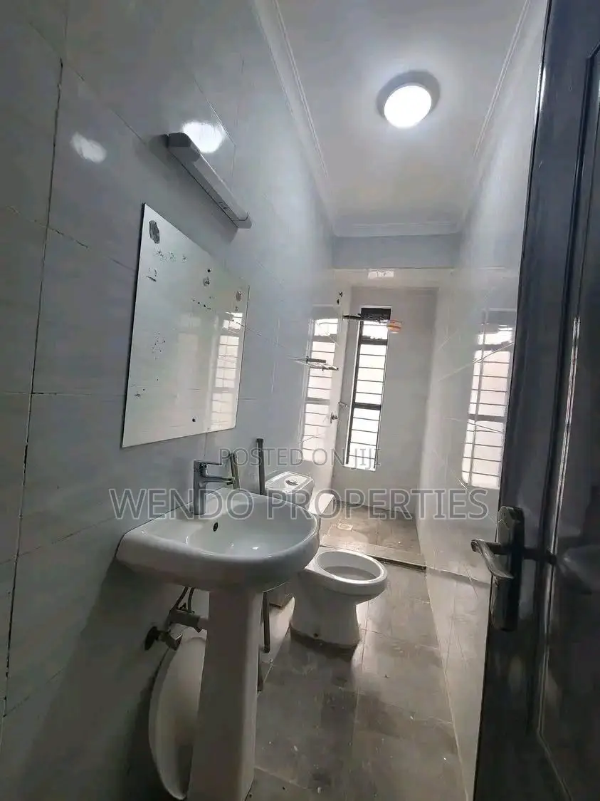 2bdrm House in Ngong CBD for rent