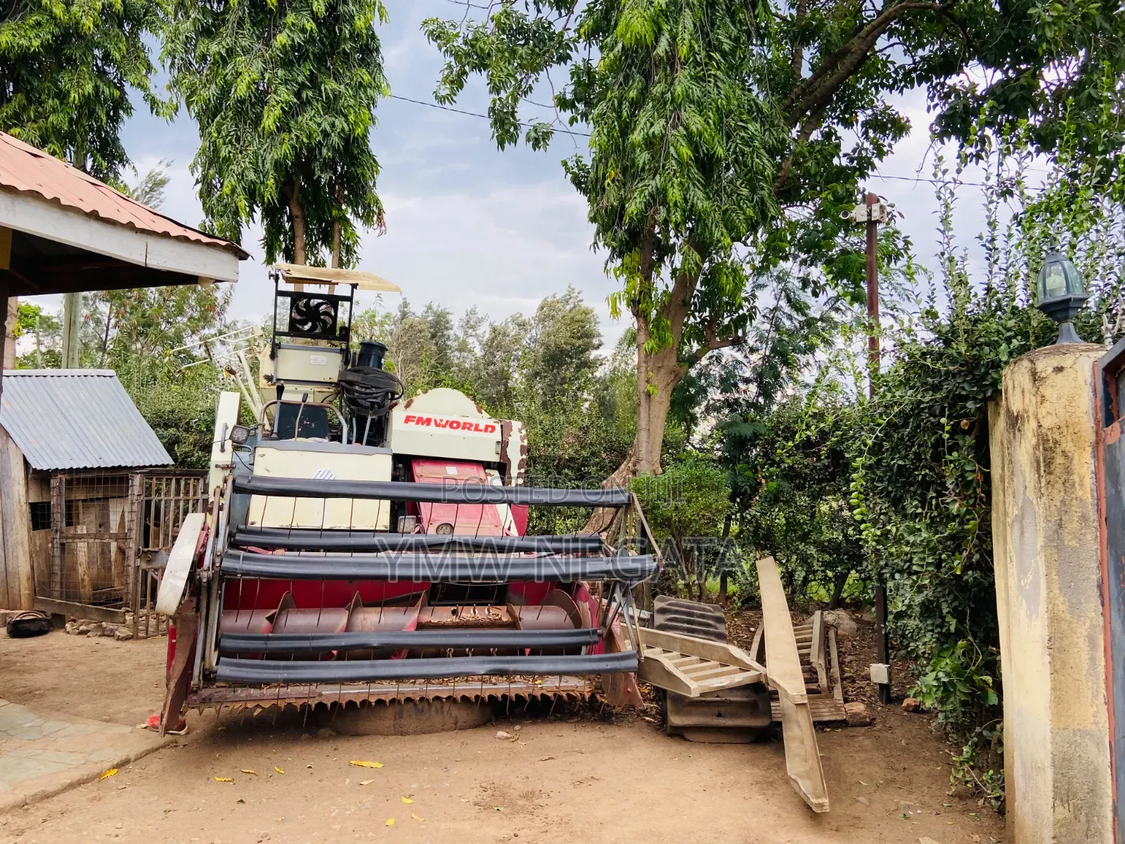 FMWORLD Tracked Combine Harvester