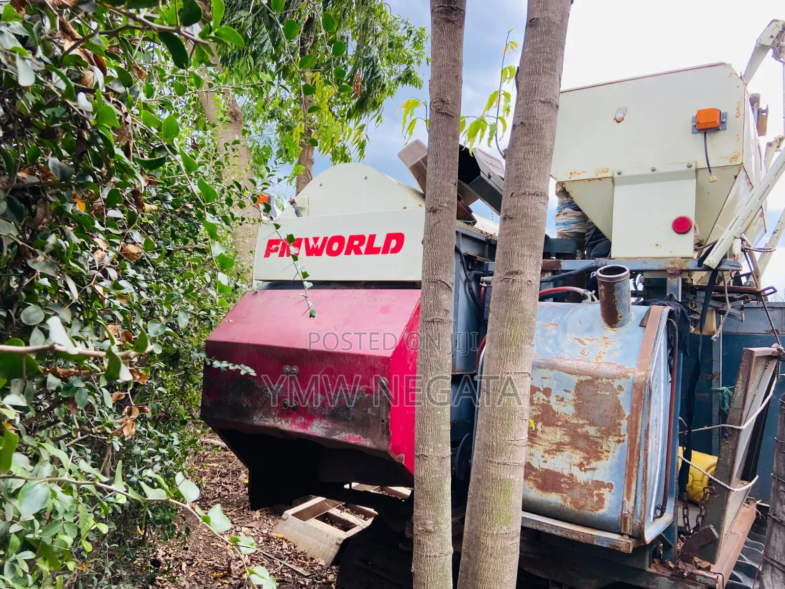FMWORLD Tracked Combine Harvester