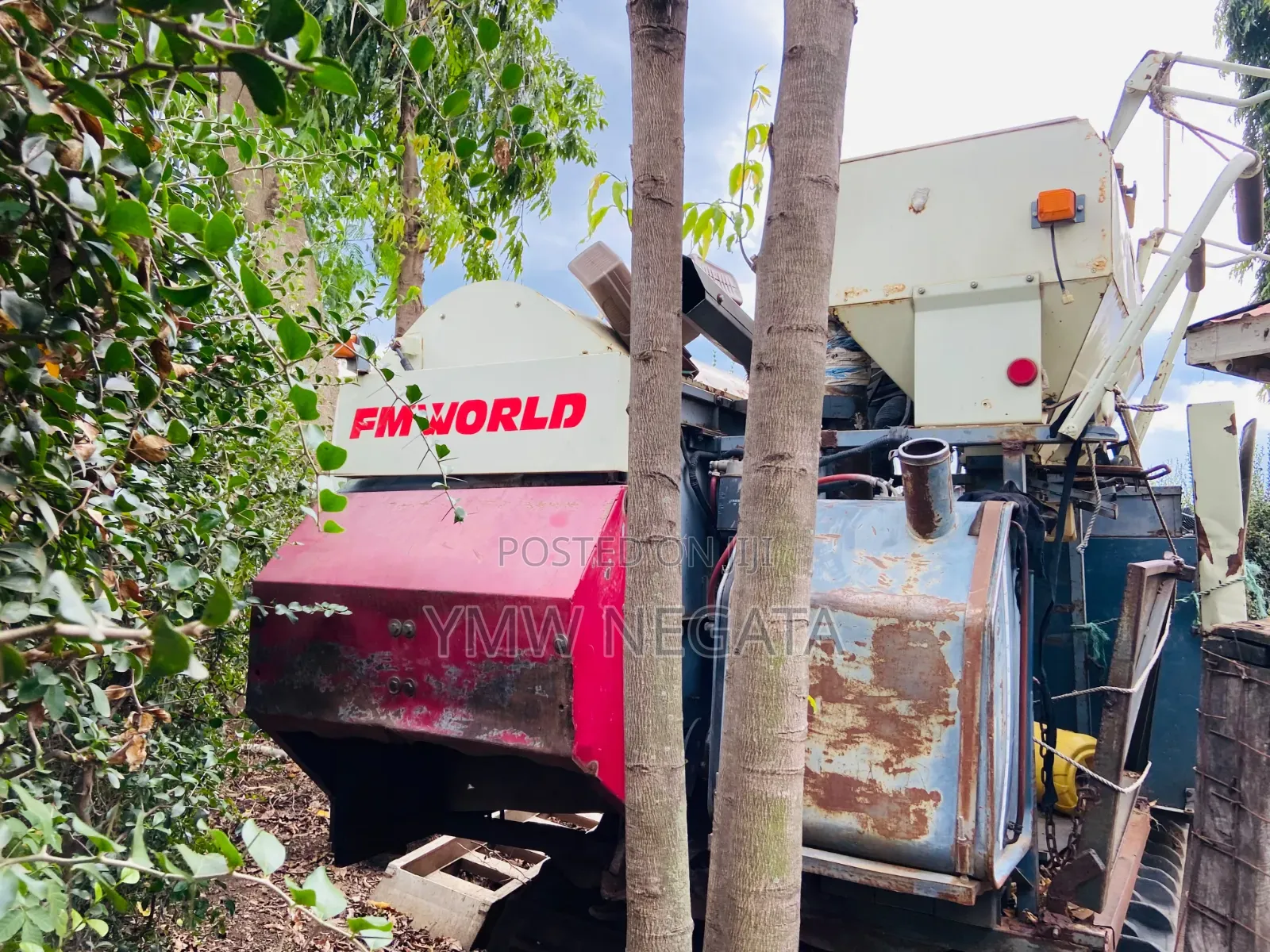 FMWORLD Tracked Combine Harvester