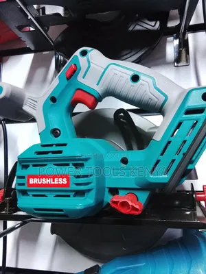 TOTAL 20V Brushless Cordless Circular Saw.
