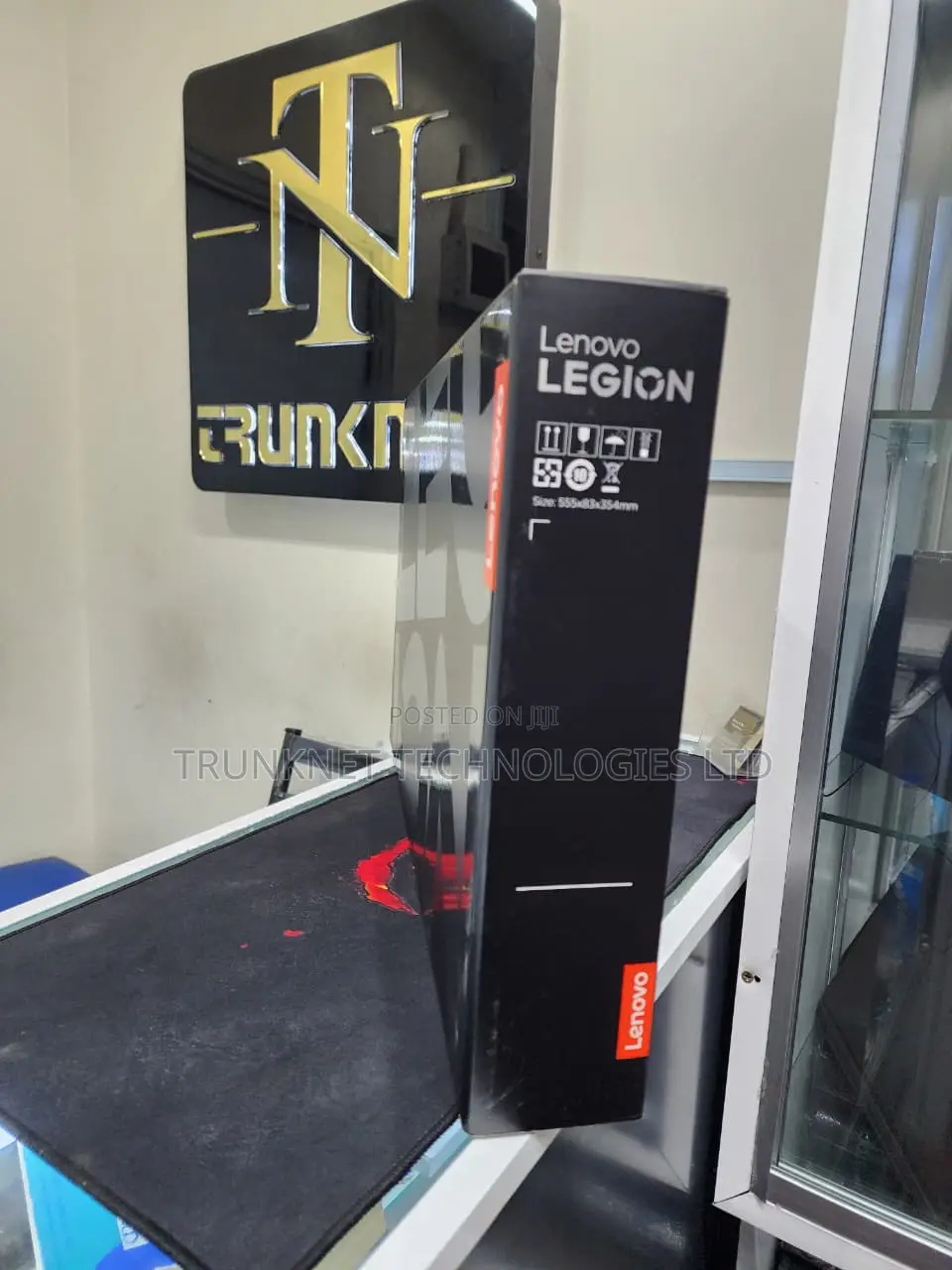 New Laptop Lenovo Legion Pro 7 64GB Intel Core Ultra 9 SSD 1T