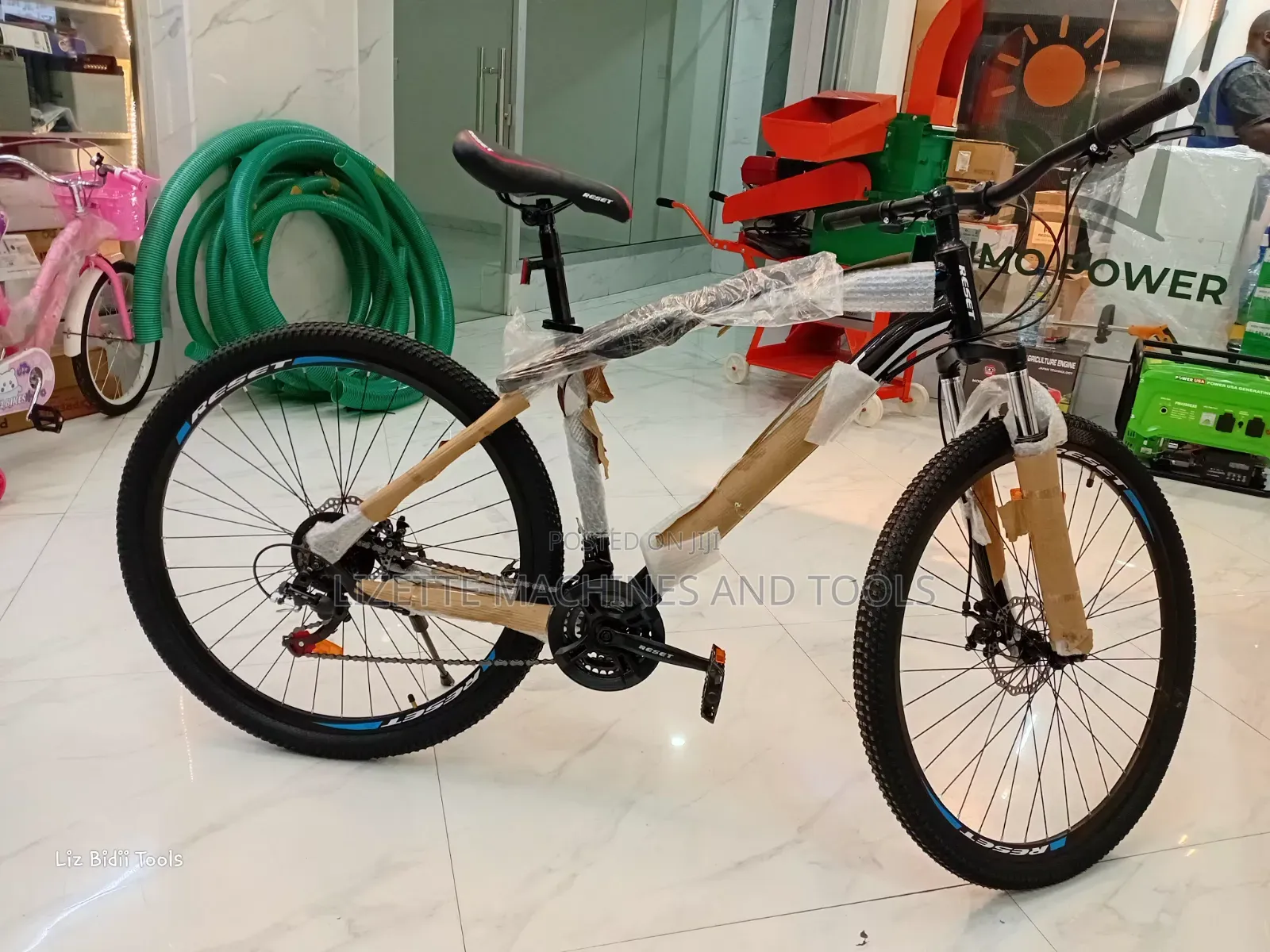 Reset Size 29 Mountain Bike