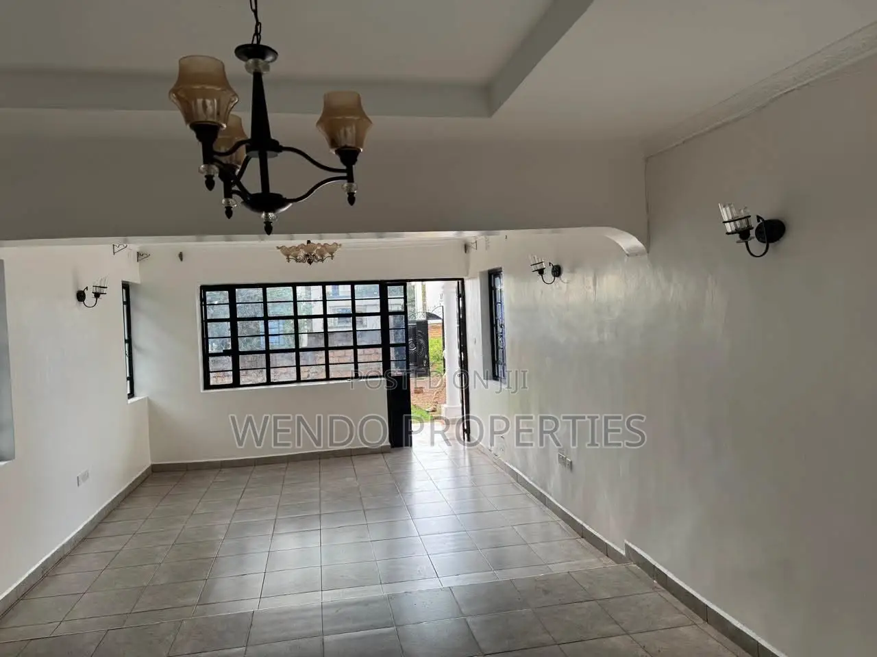 3bdrm Bungalow in Ngong CBD for rent