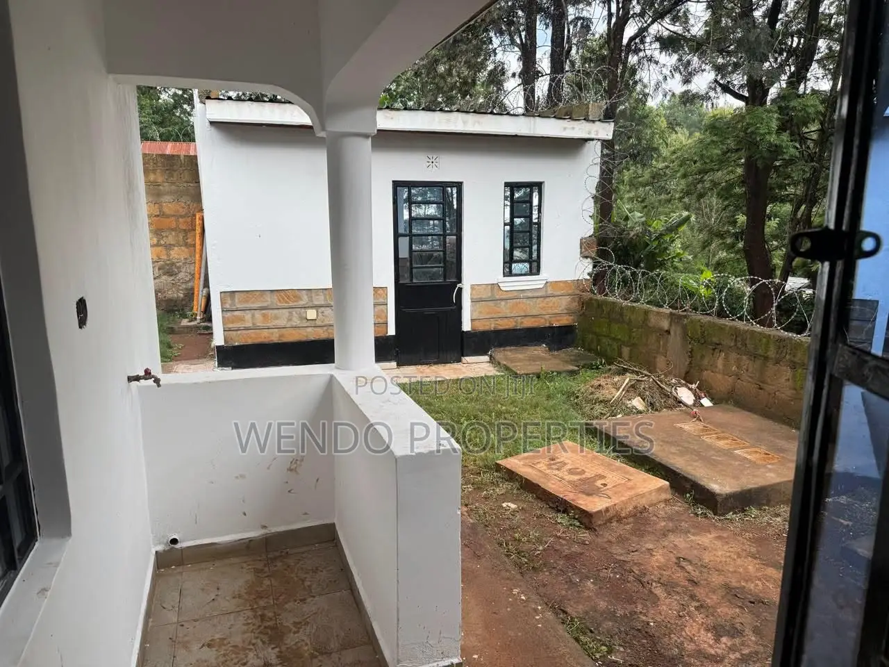 3bdrm Bungalow in Ngong CBD for rent