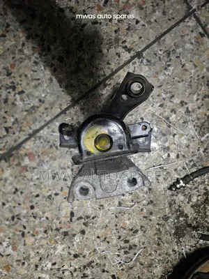 Toyota Rav4 Engine Mounting Available in Excellent Condition