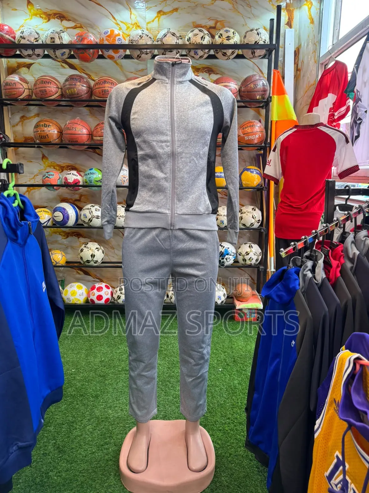 Plain Men's Tracksuits