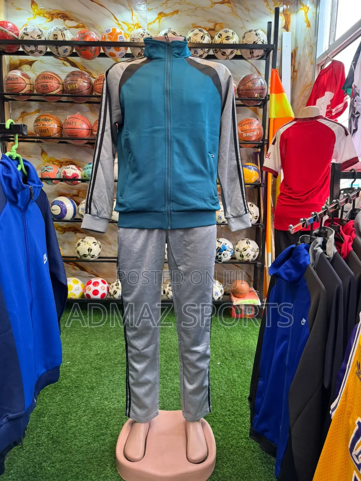 Plain Men's Tracksuits