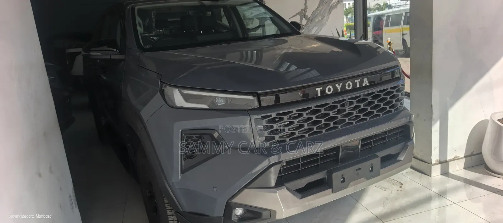 New Toyota Hilux 2026 Gray