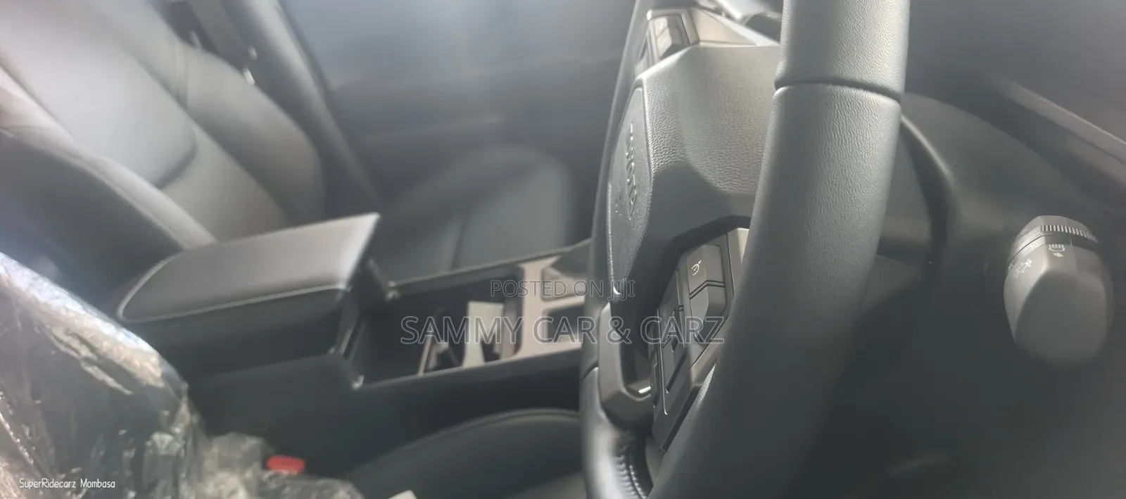 New Toyota Hilux 2026 Gray