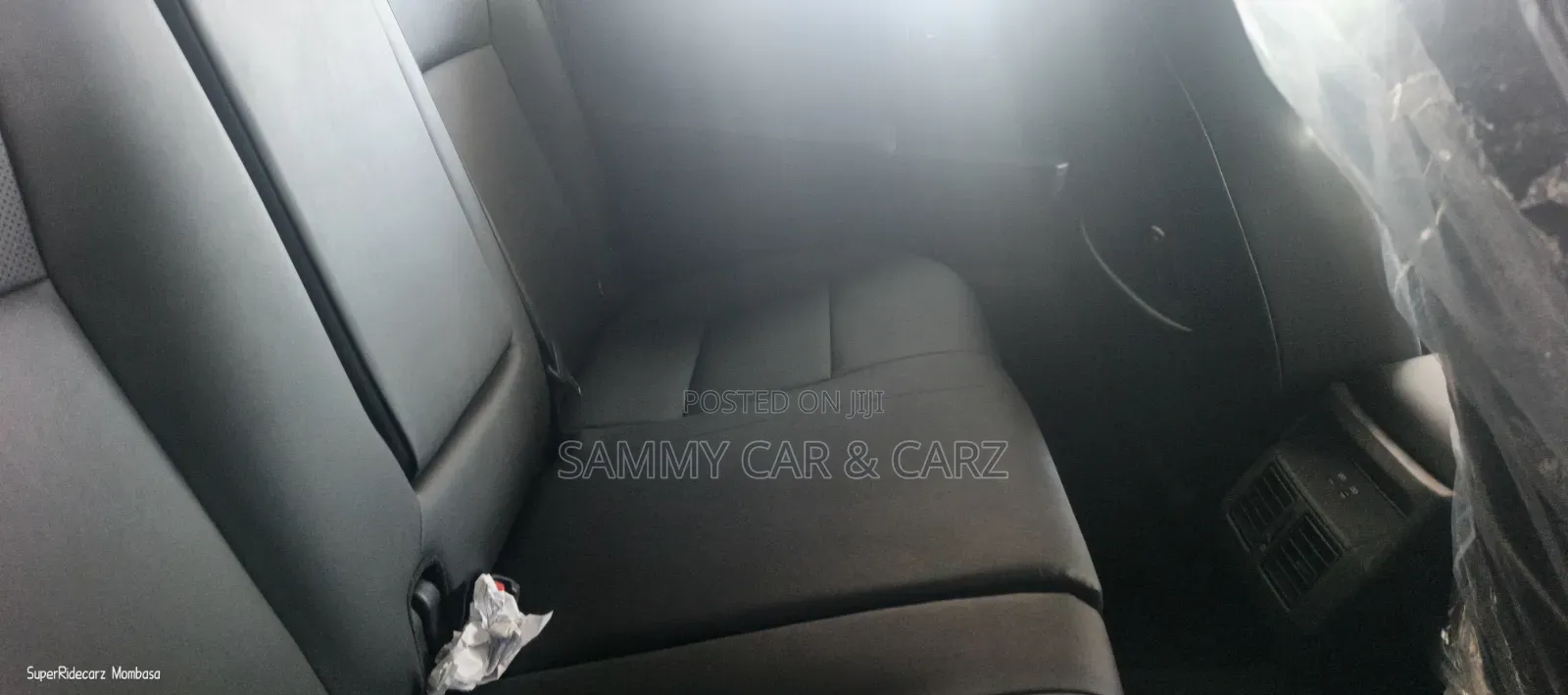 New Toyota Hilux 2026 Gray