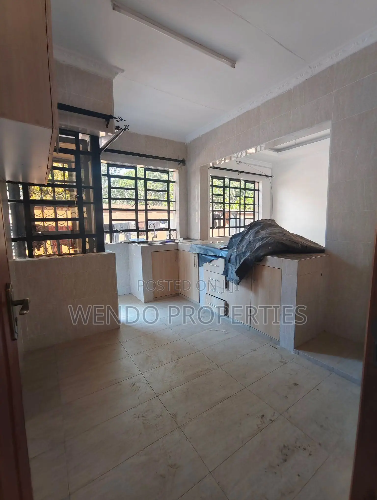3bdrm Bungalow in Oluulua for rent