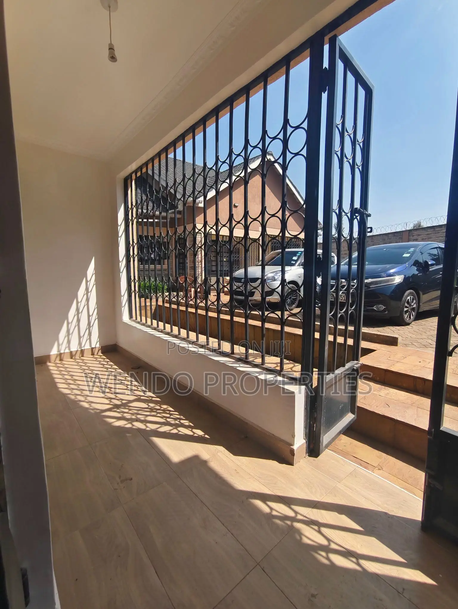 3bdrm Bungalow in Oluulua for rent