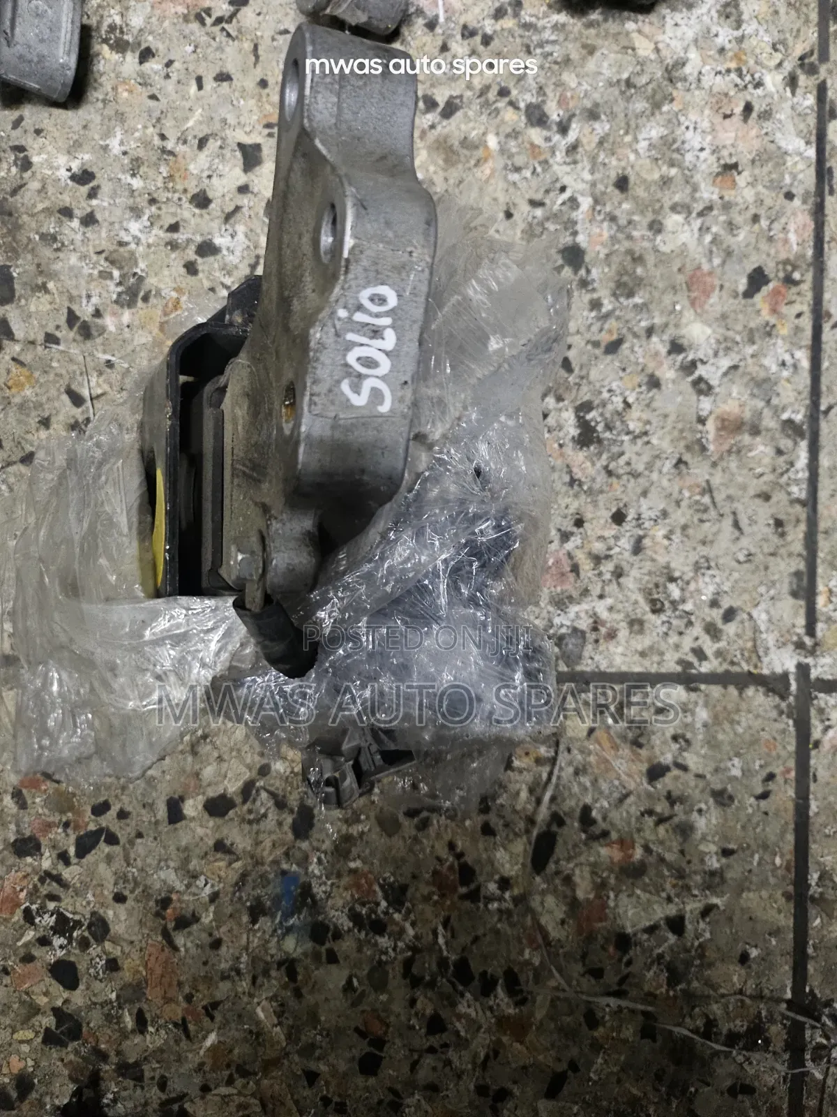 Suzuki Solio Engine Mounting