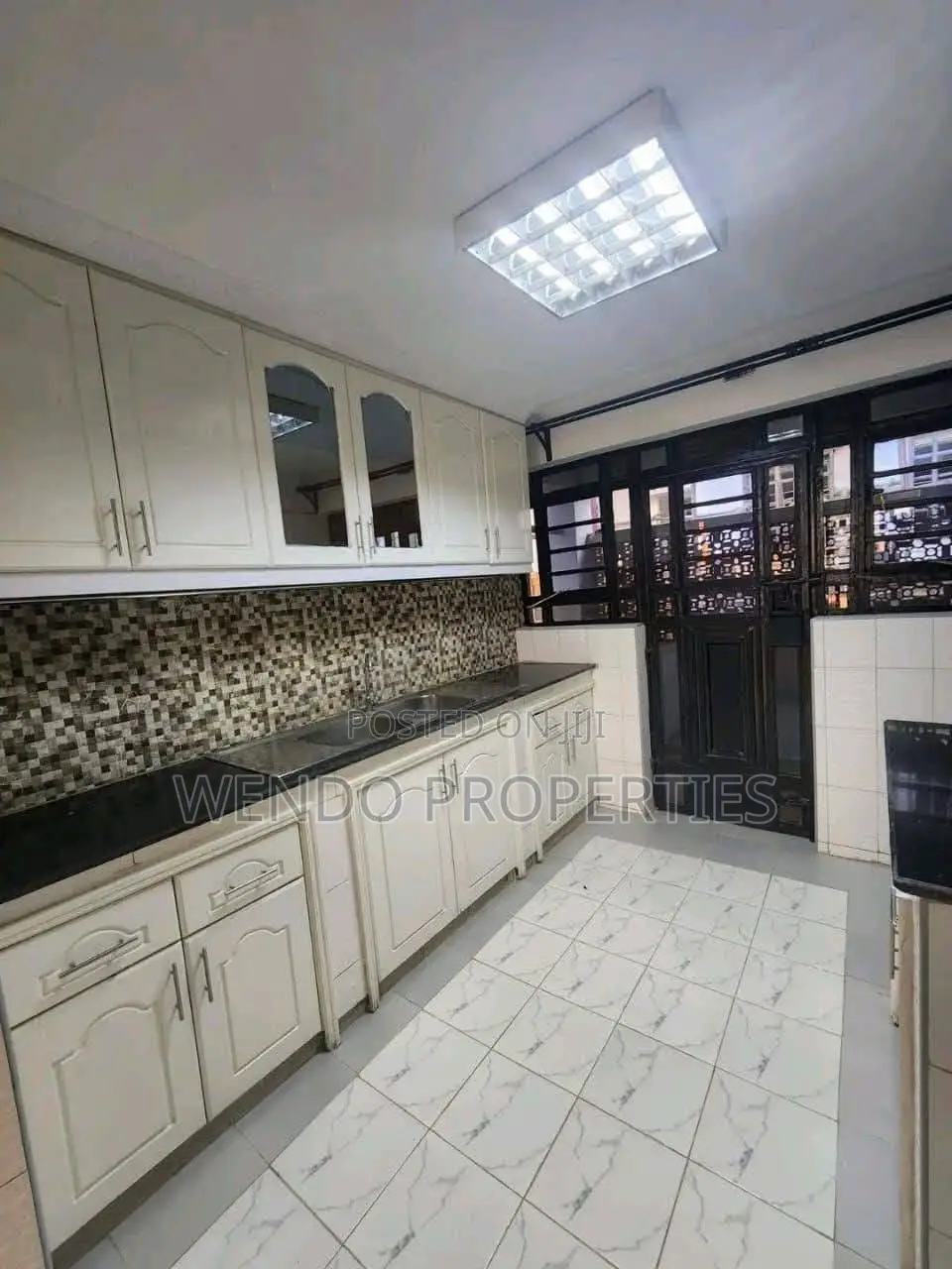 3bdrm Apartment in Ngong CBD for rent