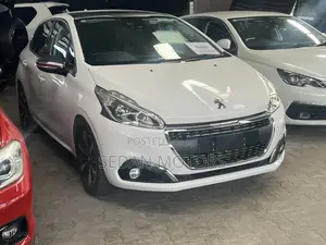 Peugeot 208 2019 White