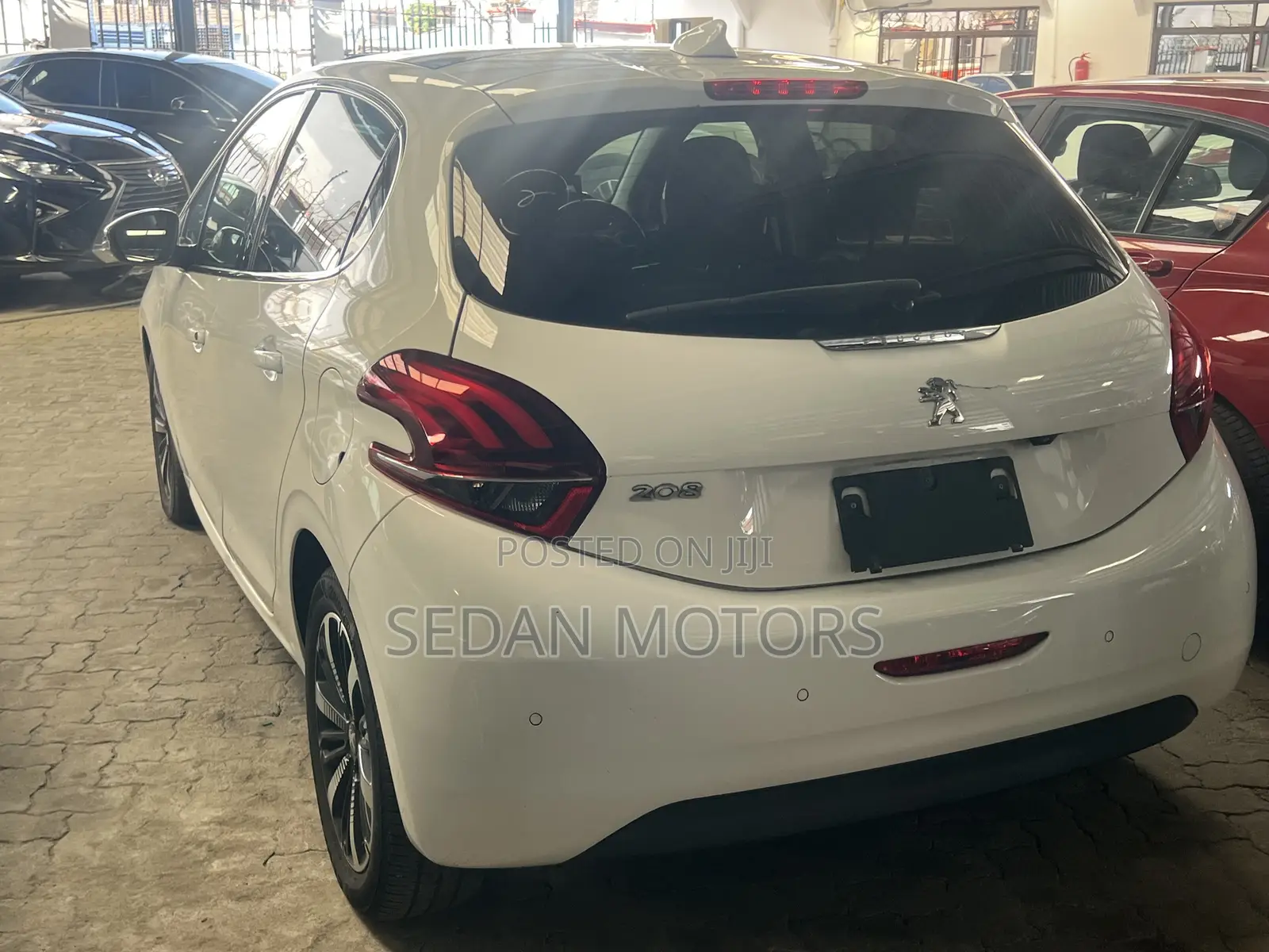 Peugeot 208 2019 White
