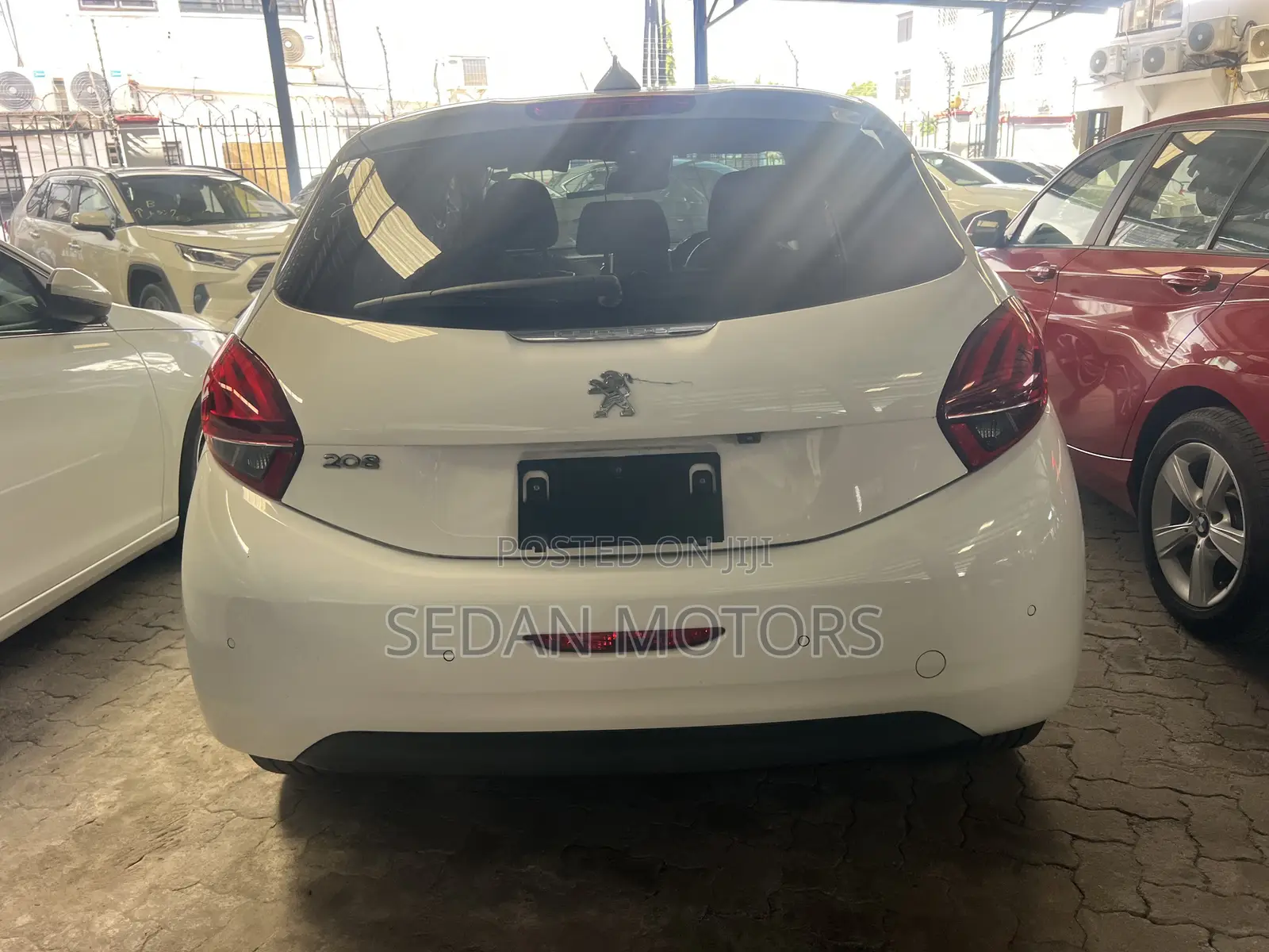 Peugeot 208 2019 White