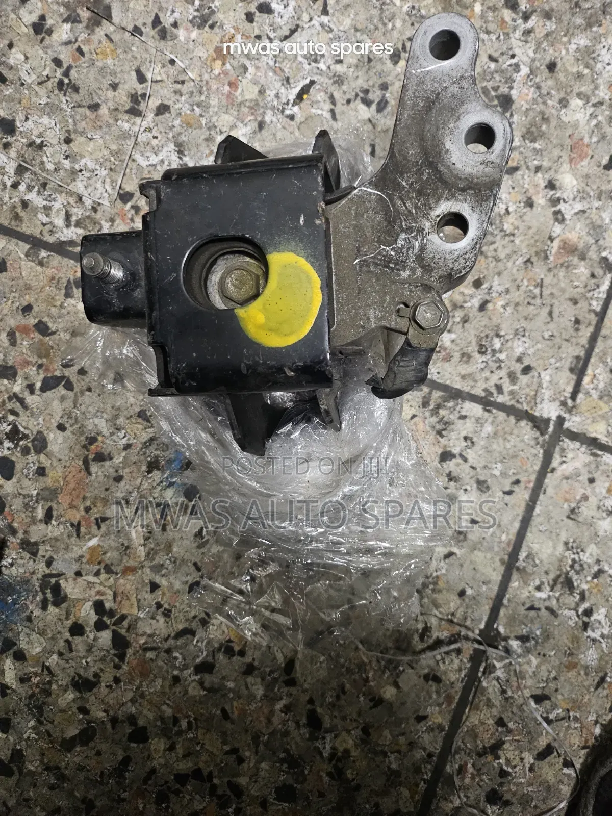 Suzuki Solio Engine Mounting
