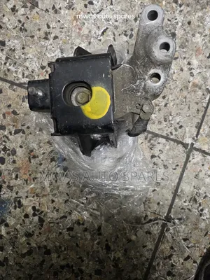 Suzuki Solio Engine Mounting