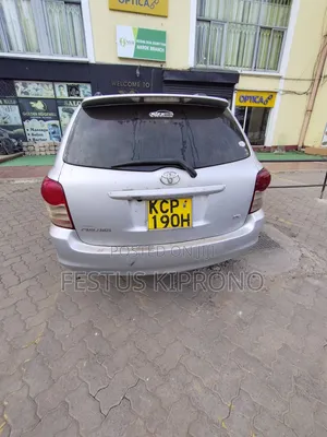 Toyota Corolla Fielder 1.5 Petrol FWD 2010 Silver