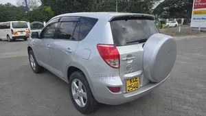 Toyota RAV4 2008 Silver