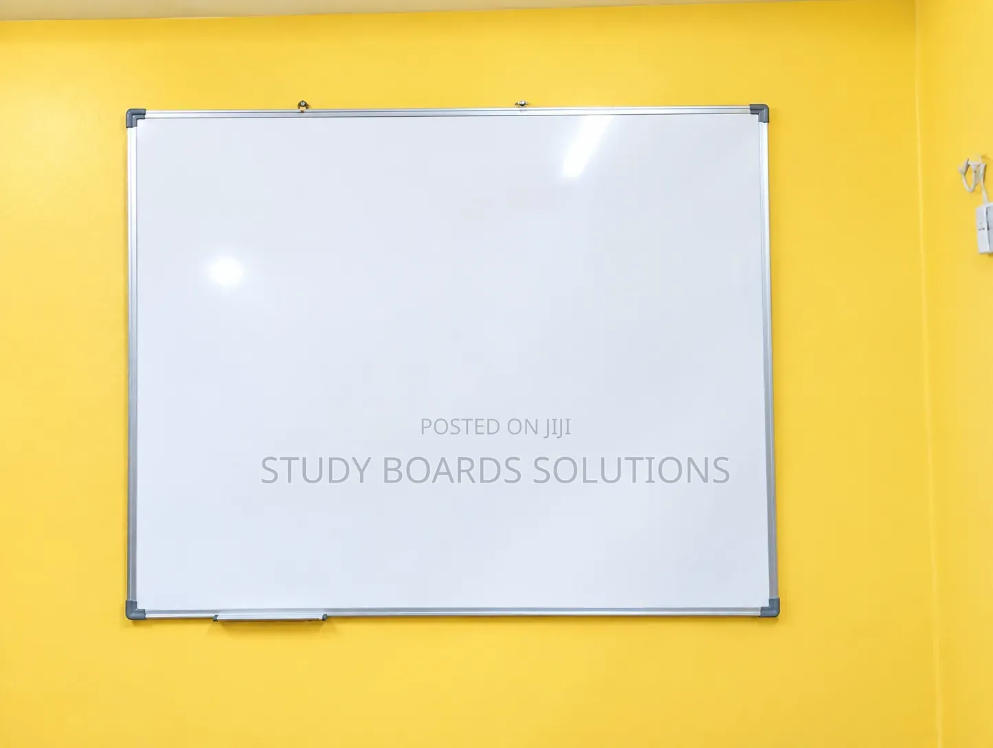 120cm × 90cm Magnetic Whiteboard – Ideal for Training Presentations