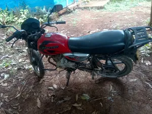 Bajaj Boxer 150 UG 2018 Red