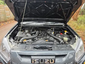 Isuzu D-MAX 2021 Gray