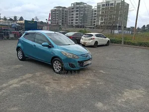 Mazda Demio 2013 Blue