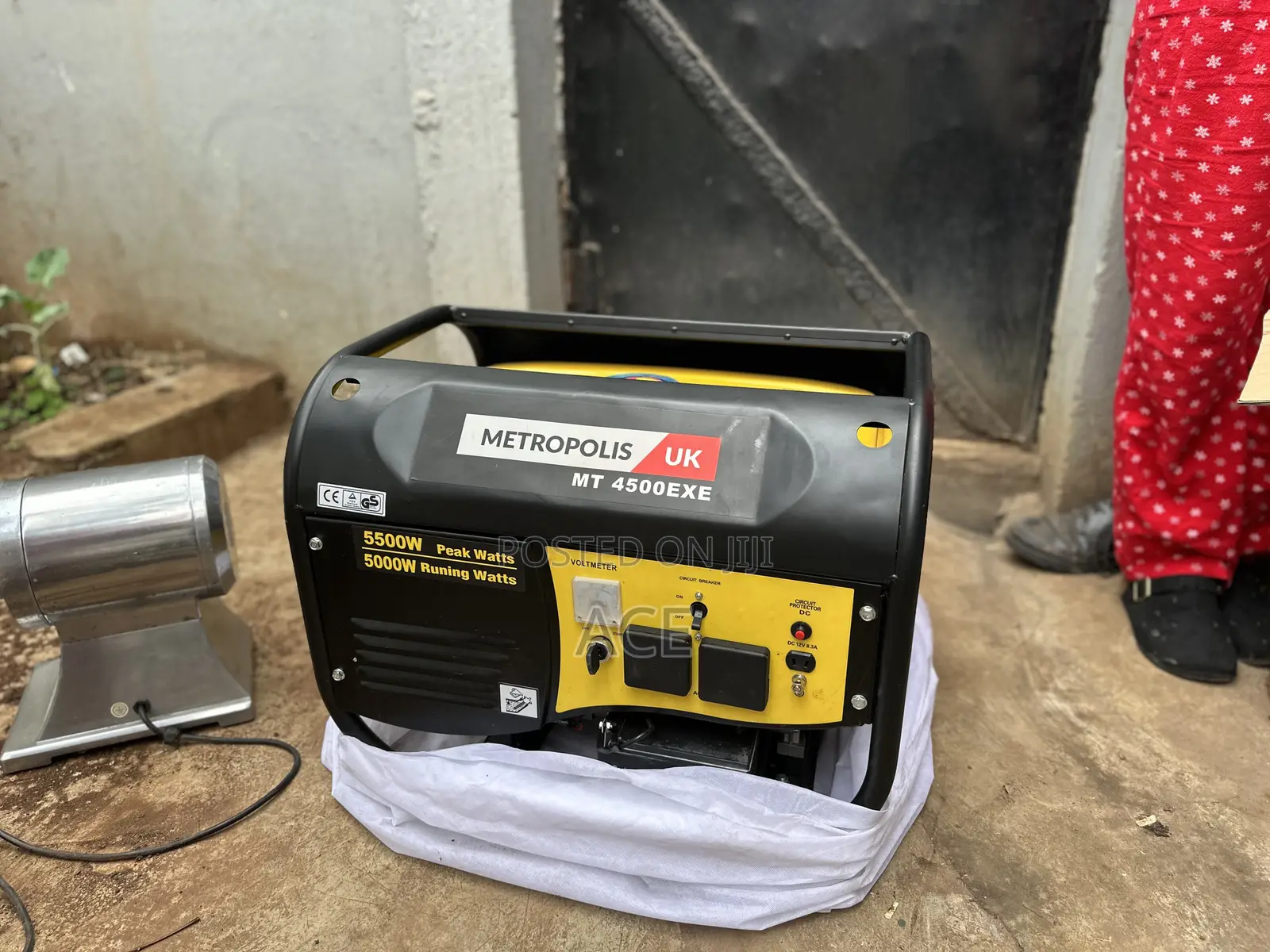 Metropolis MT4500EXE Gasoline Generator