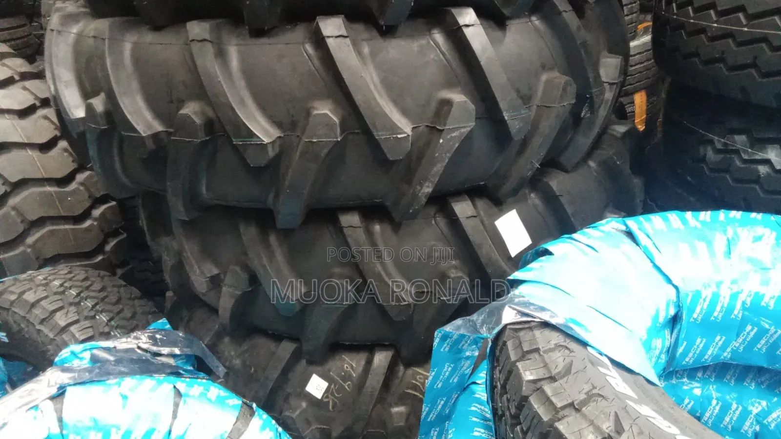16.9-30 Tractor Tyre
