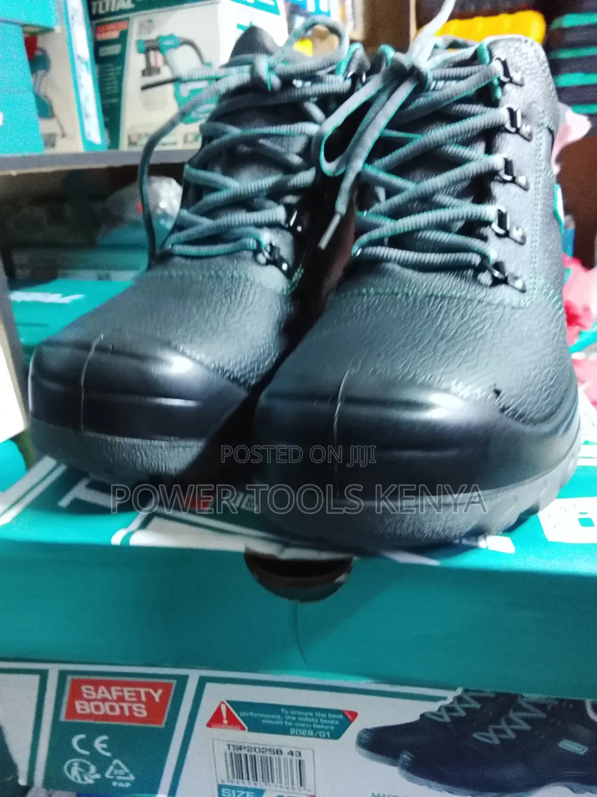 TOTAL Safety Work Shoes