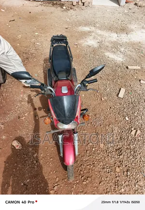 TVS HLX Plus ES 2020 Red