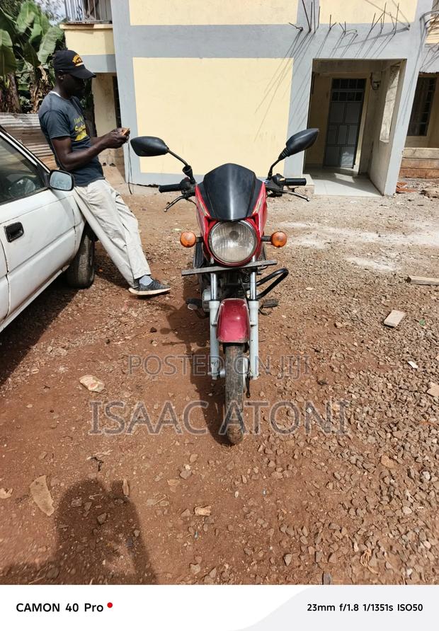 TVS HLX Plus ES 2020 Red - thumbnail 2