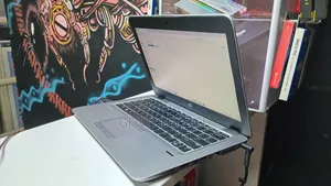 Laptop HP EliteBook 820 G3 8GB Intel Core i5 SSD 128GB