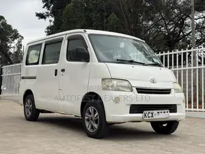 Toyota TownAce 2012 White