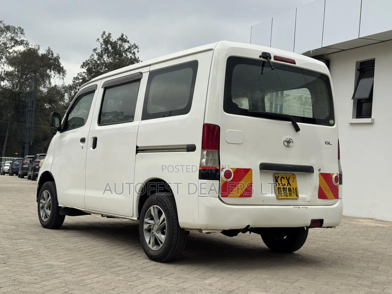 Toyota TownAce 2012 White