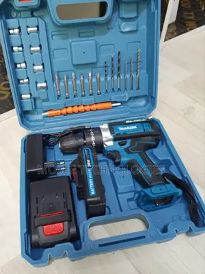 Makita Rechargeable Cordless Drill – Compact Power Tool
