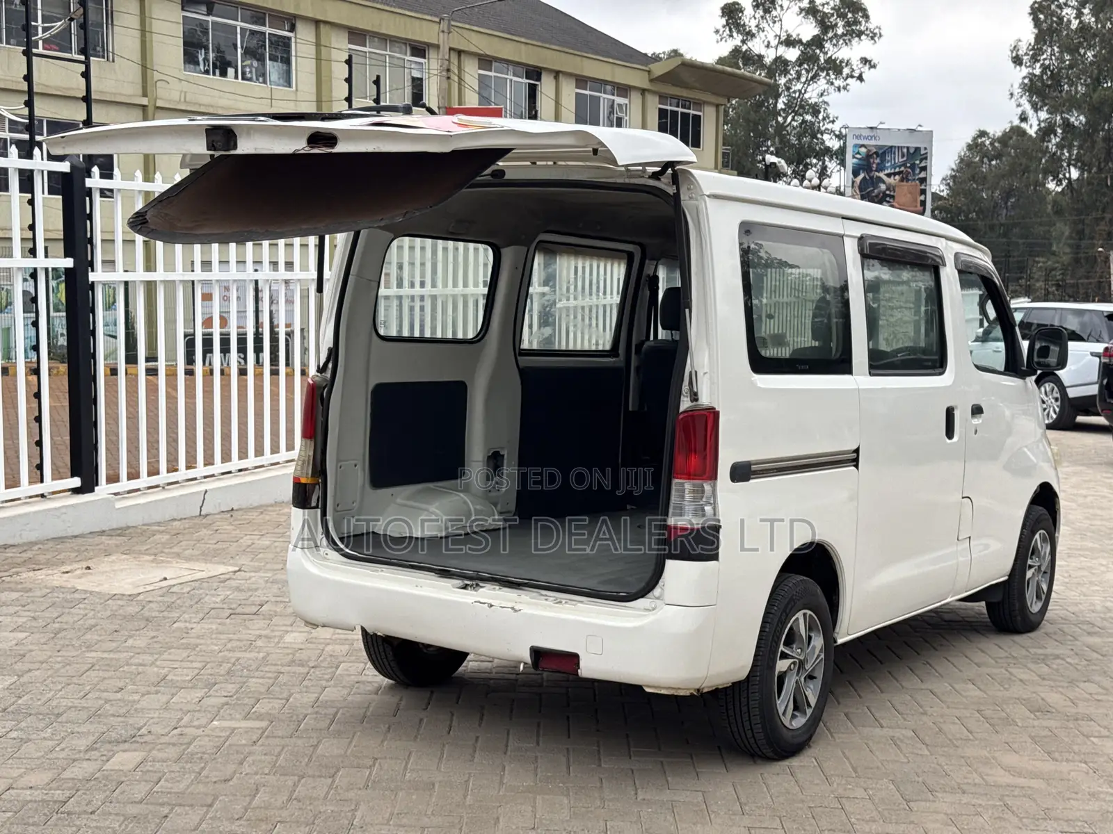 Toyota TownAce 2012 White