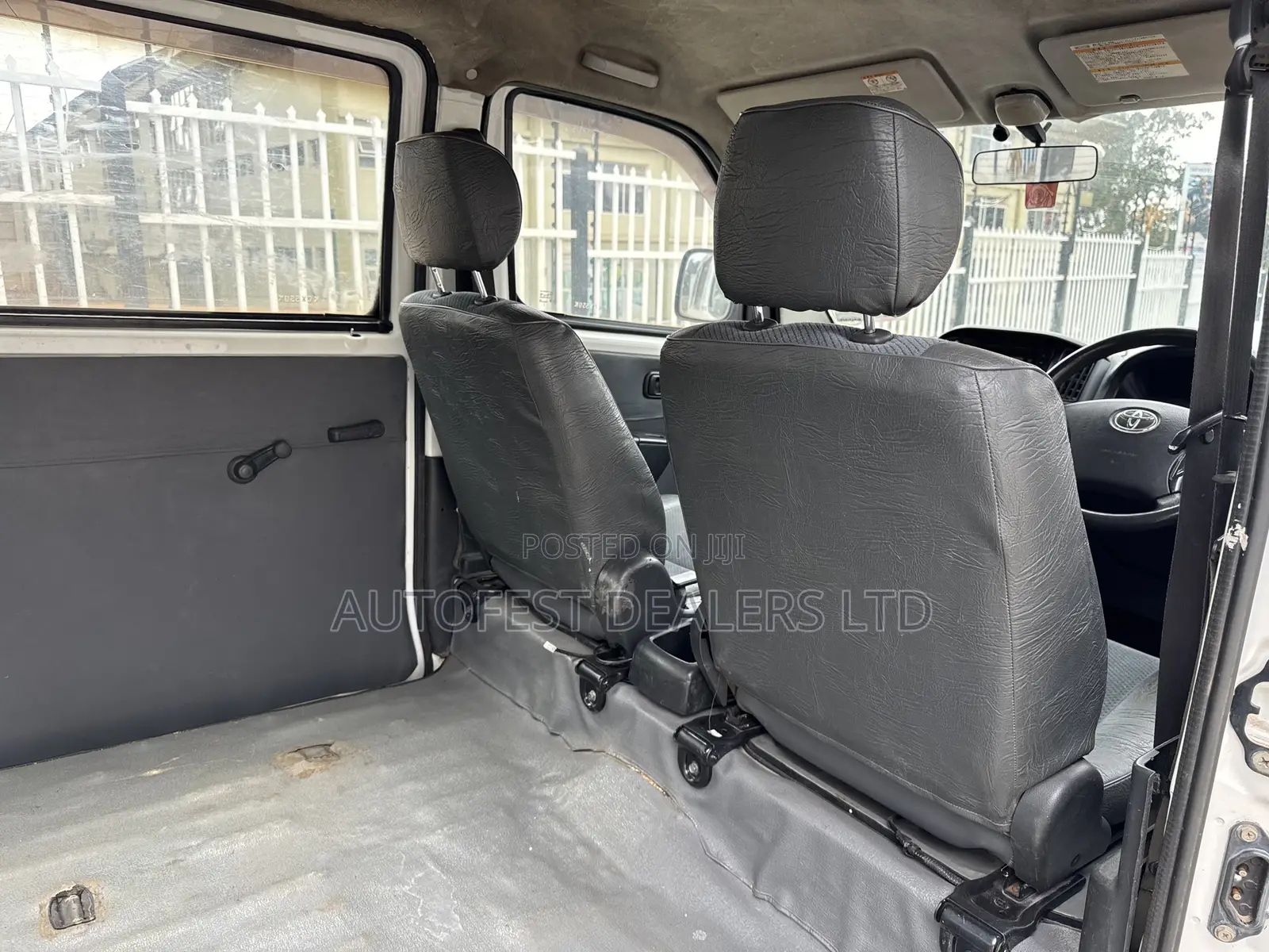 Toyota TownAce 2012 White