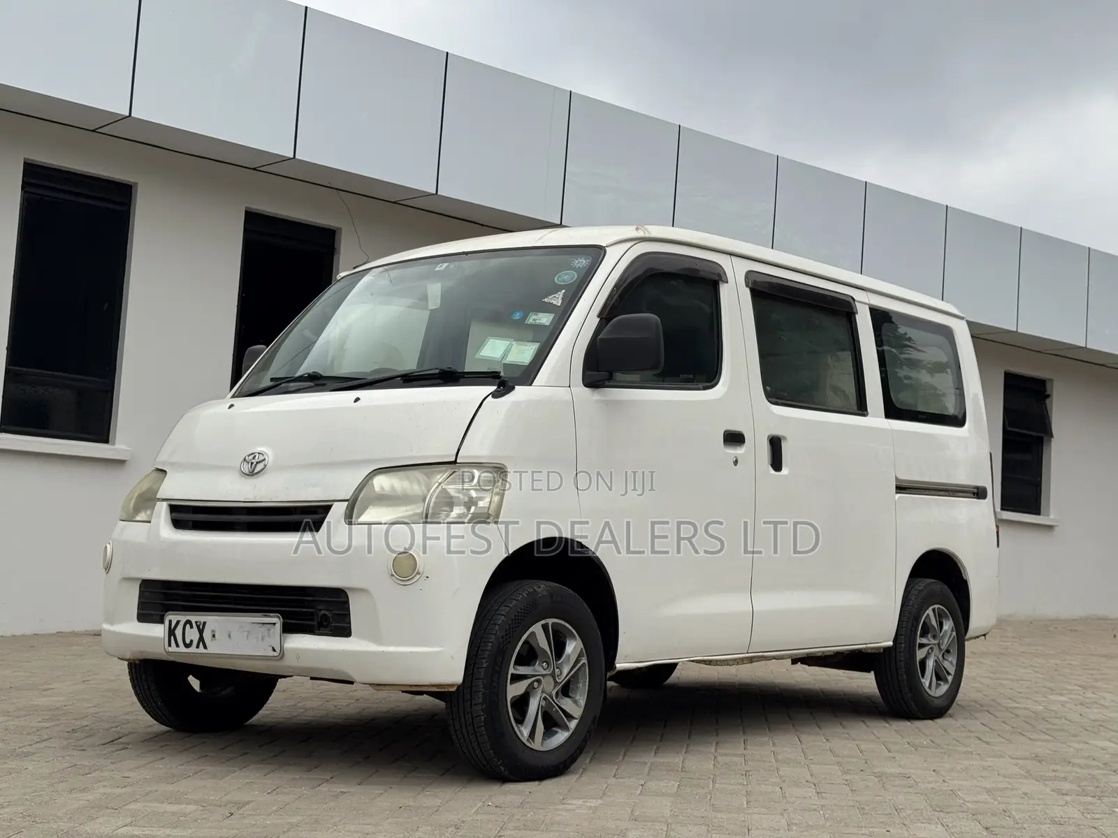 Toyota TownAce 2012 White