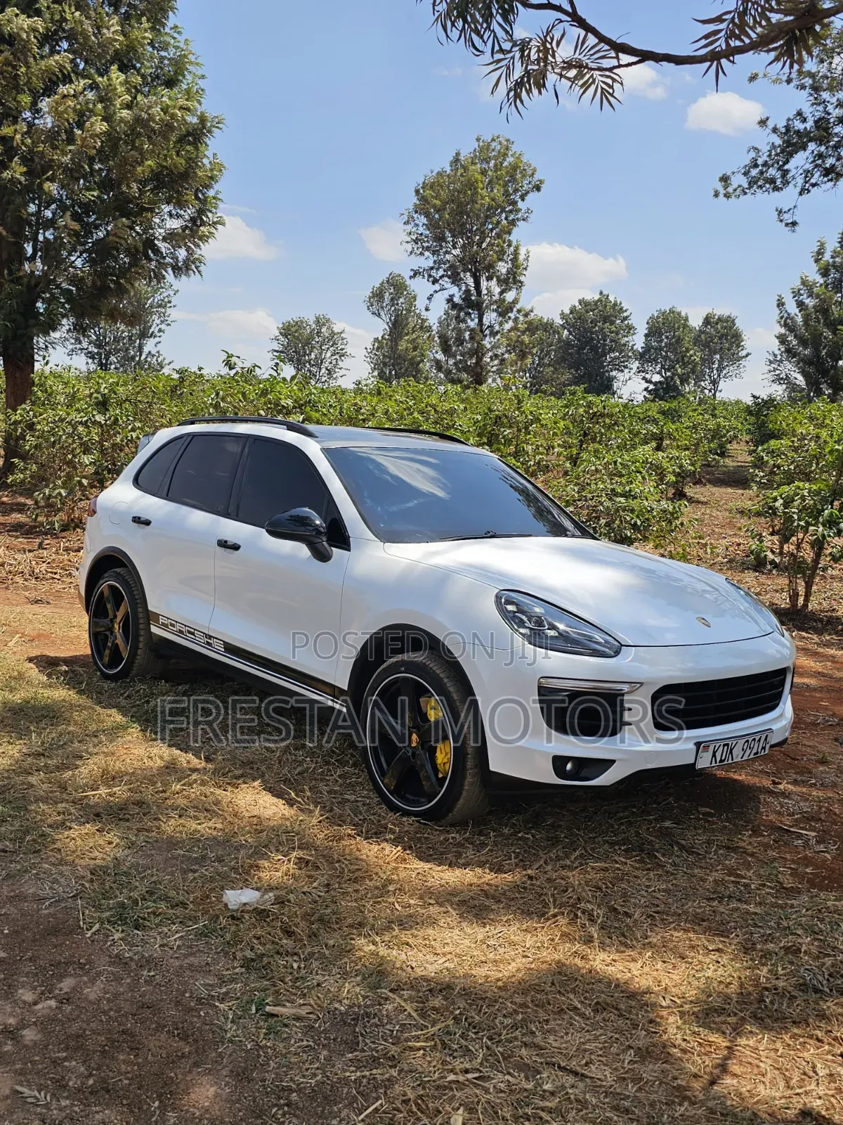 Porsche Cayenne 2015 White