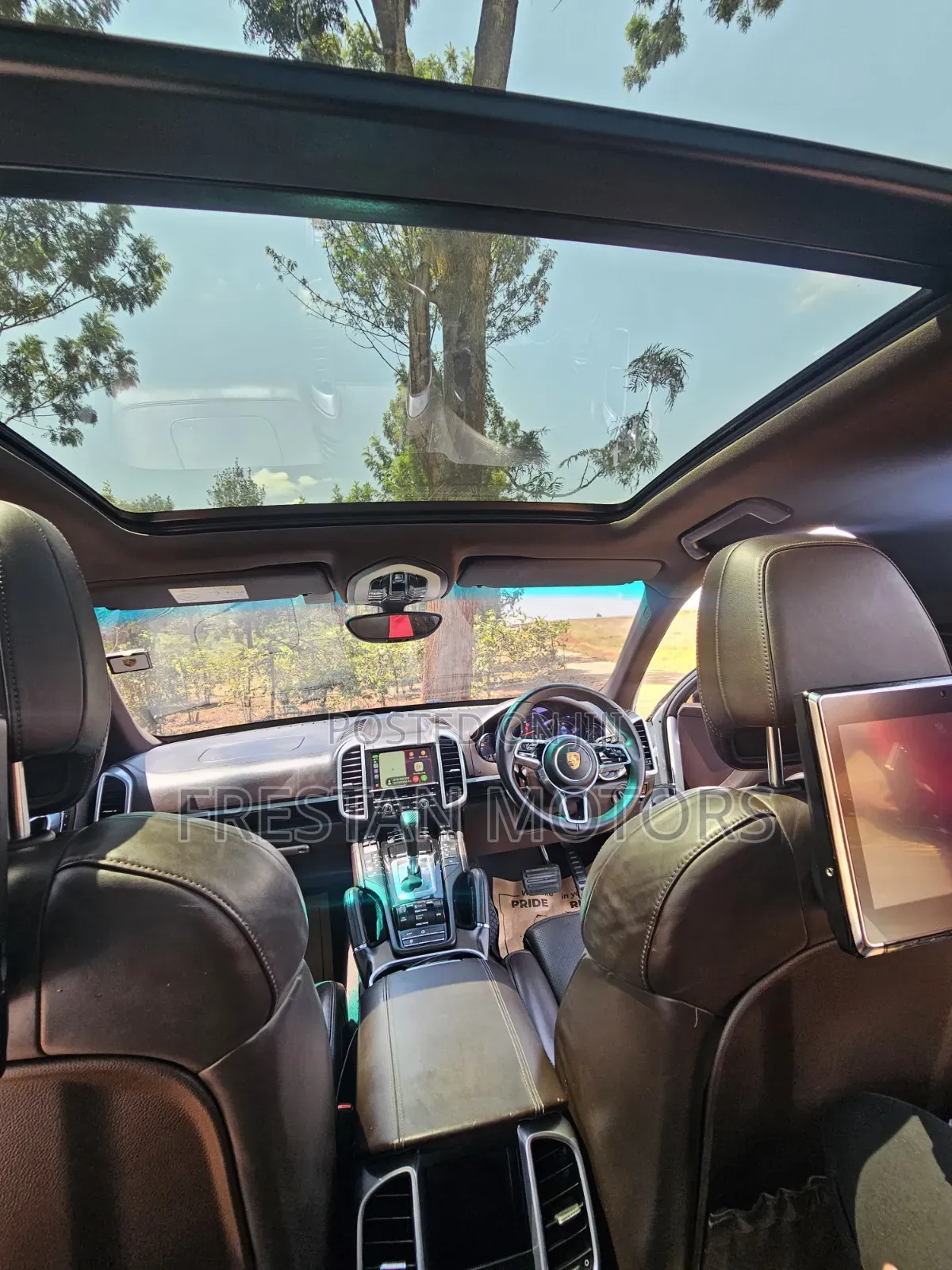 Porsche Cayenne 2015 White