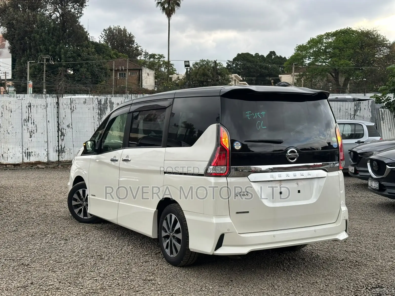 Nissan Serena 2019 White