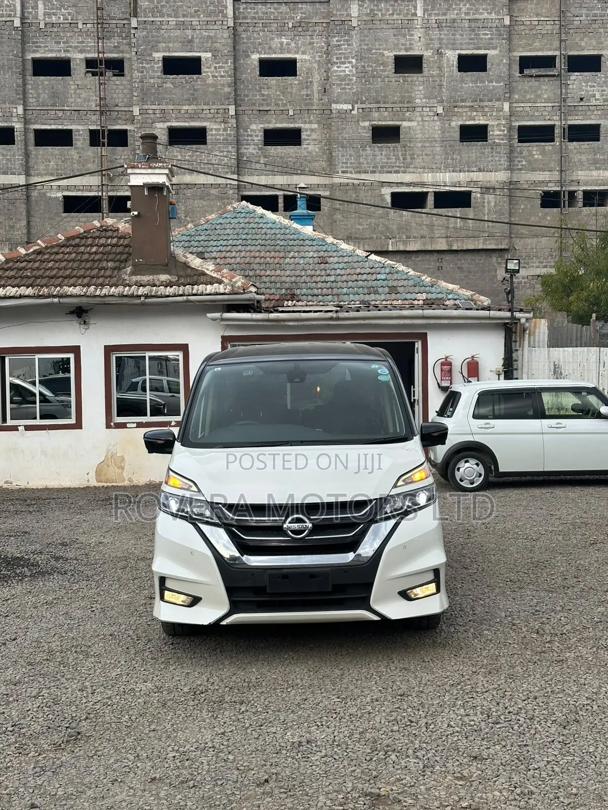 Nissan Serena 2019 White